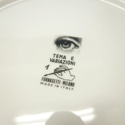 Very good condition◆Fornasetti Plate Theme &amp; Variation Wall Plate Lina Cavalieri PTV001X FORNASETTI Tema e Variazioni n°1 [AFI23] 