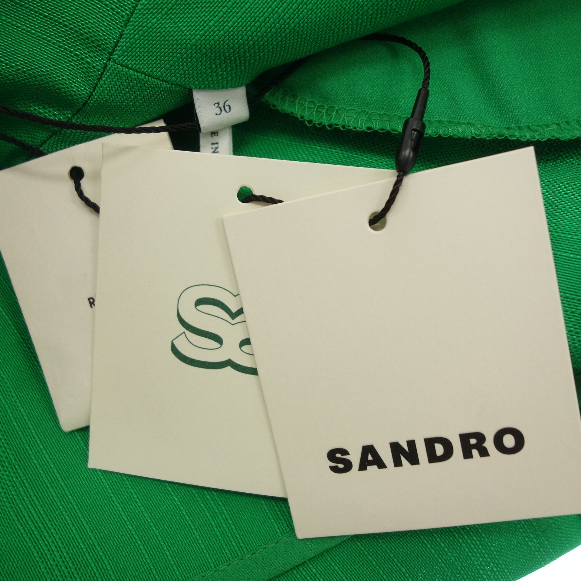 sandro::ワンピース:36[RESALE] SANDRO(サンドロ) 36 パターン ワンピース - メルカリ