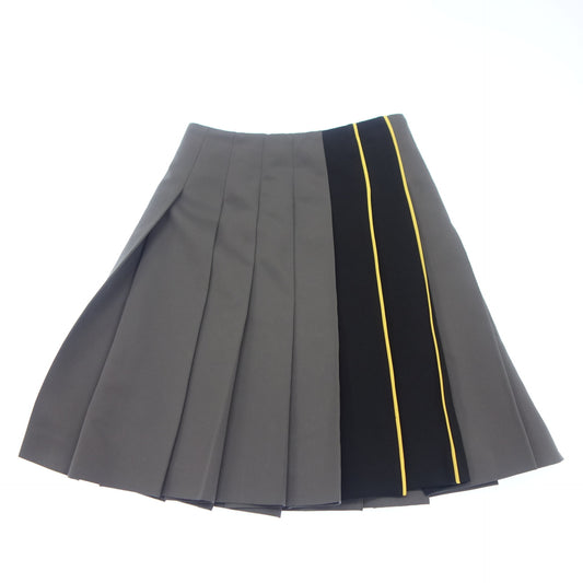 Prada Skirt Pleated 16SS Women's Gray 38 PRADA [AFB26] [Used] 