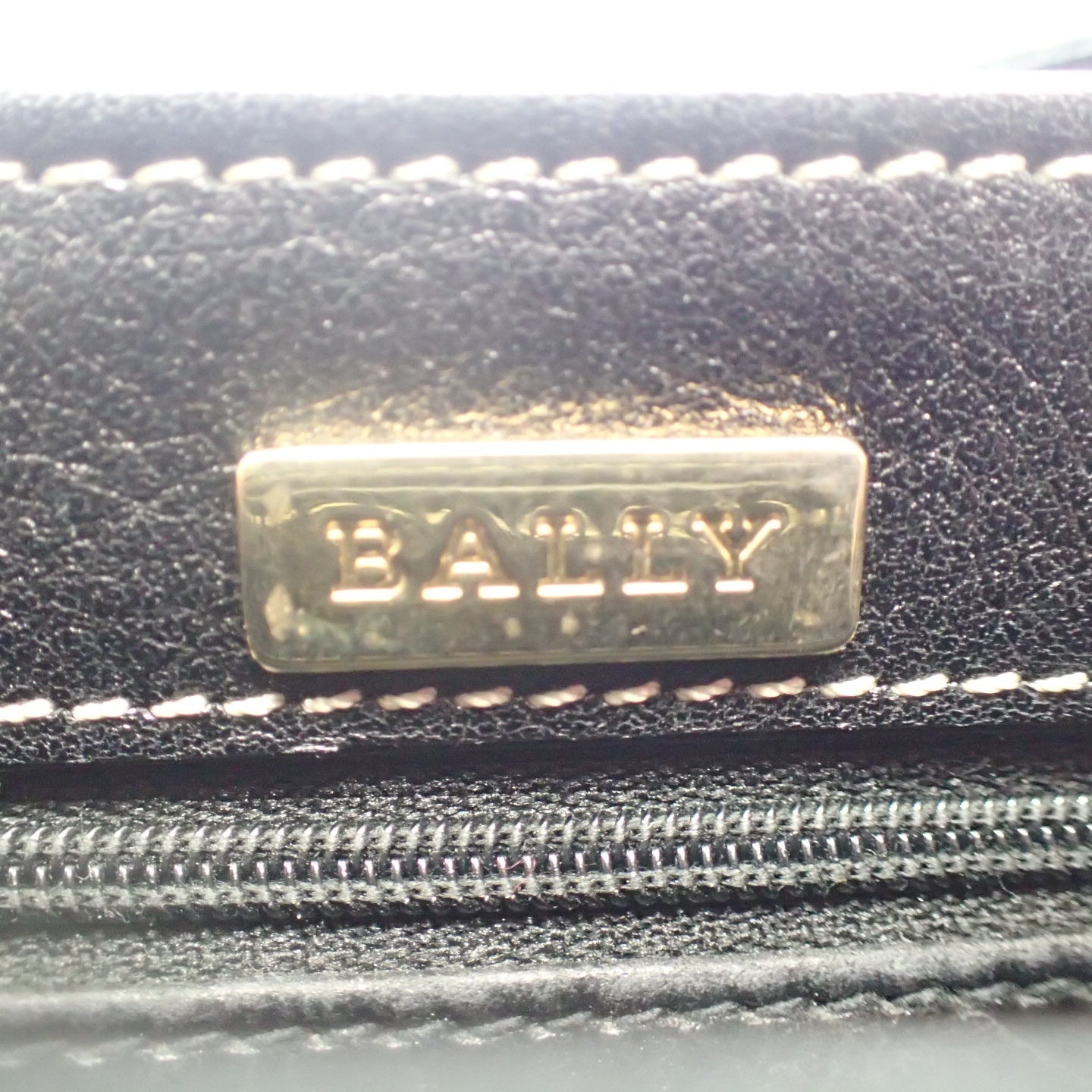 Used BALLY shoulder bag with flap leather brown BALLY [AFE3] 