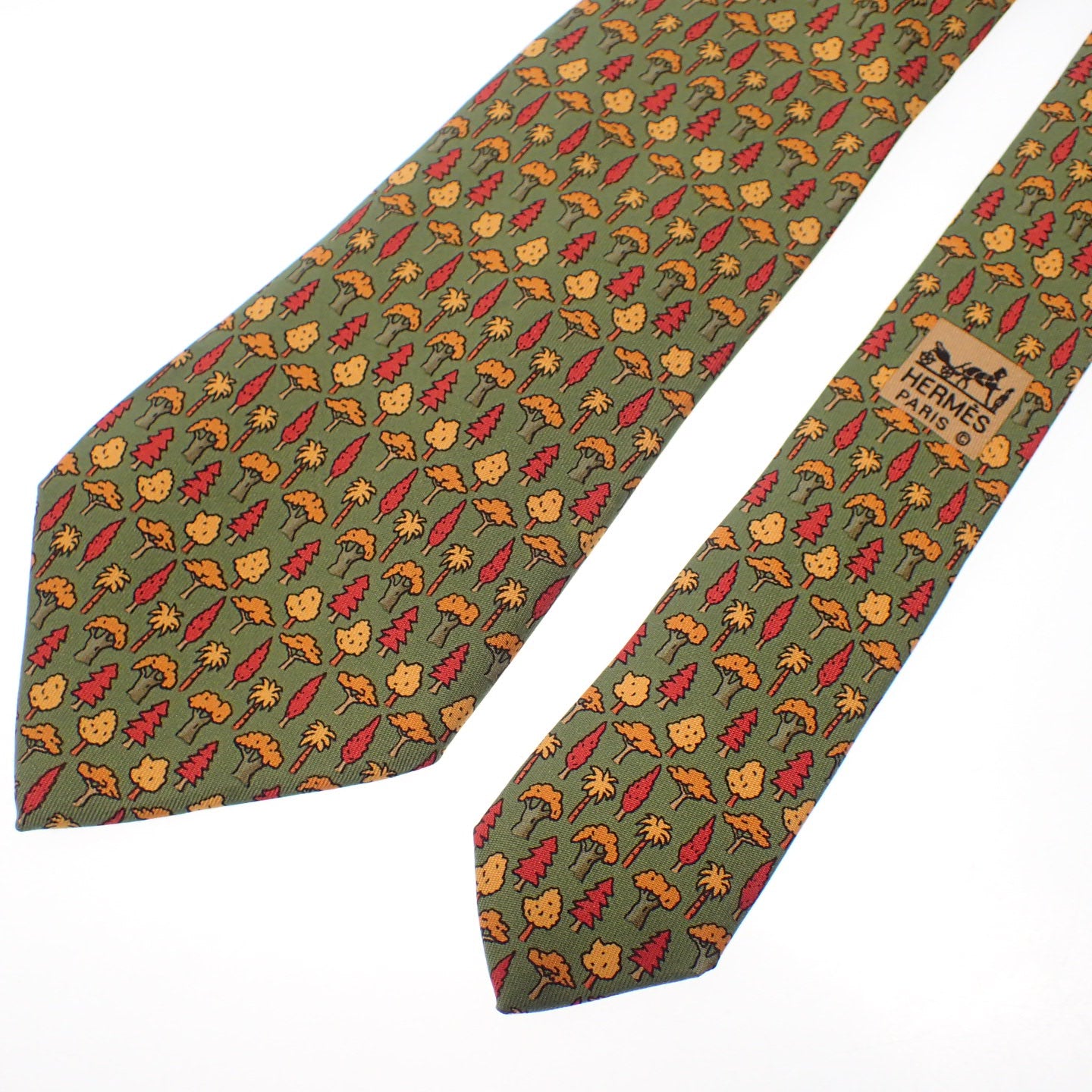 Good condition◆Hermes tie 100% silk wood pattern &amp; all over pattern HERMES 2 piece set [AFI4] 