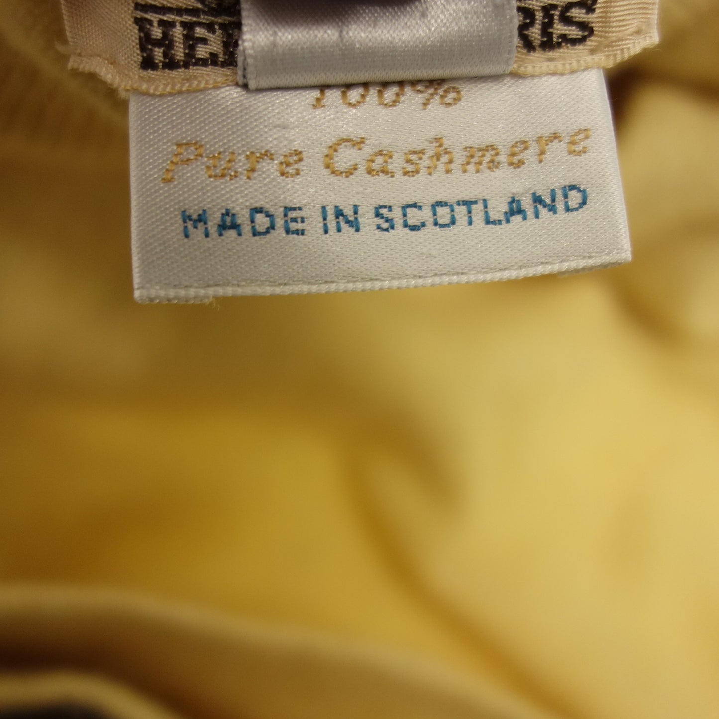 Good condition◆Hermes Short sleeve knit 100% cashmere Yellow Size S Women's HERMES [AFB35] 