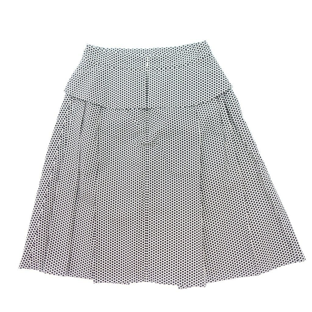 Like new◆CHANEL Skirt P60229 Coco Mark CC Logo Button Dot Ladies Black and White Size 36 CHANEL [AFB54] 