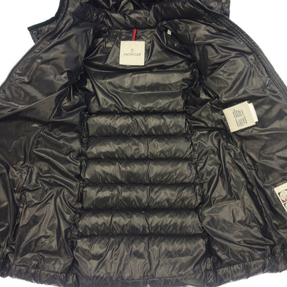 美品◆モンクレール ダウンジャケット モカ 130cm キッズ ダークネイビー系 A29544930105 68950 MONCLER MOKA GIUBBOTTO【AFB6】