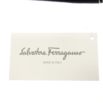 極美品◆サルヴァトーレフェラガモ 長財布 二つ折り ブラック Salvatore Ferragamo【AFI5】