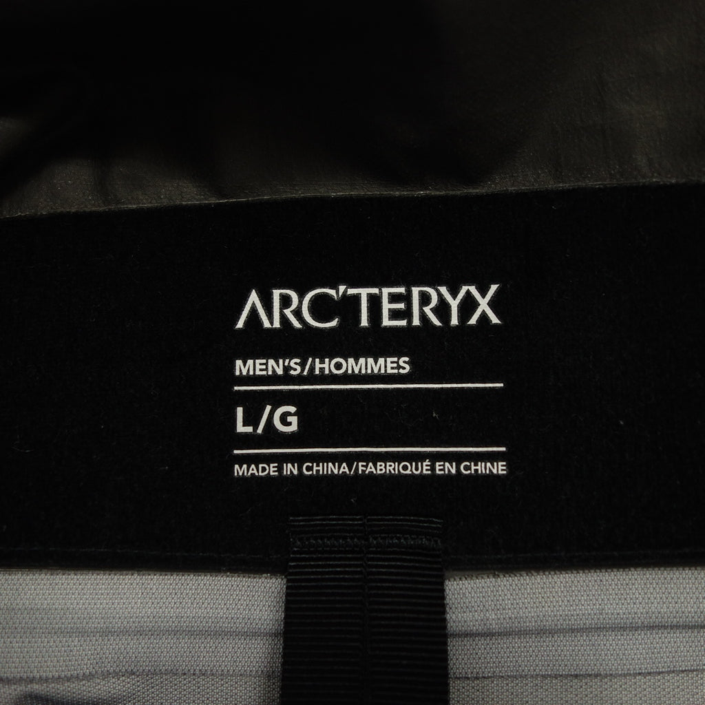 跟新品一样◆Arc'teryx Beta SL Hybrid 夹克外套 Gore-Tex 23705 男士海军蓝 L Beta SL Hybrid 夹克 TUI GORE-TEX ARC'TERYX [AFB37] 