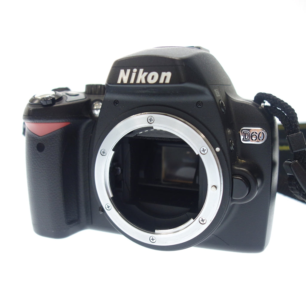 ニコンNikon デジタルカメラ D60　18-55mmズームレンズ、三脚、バッグ付