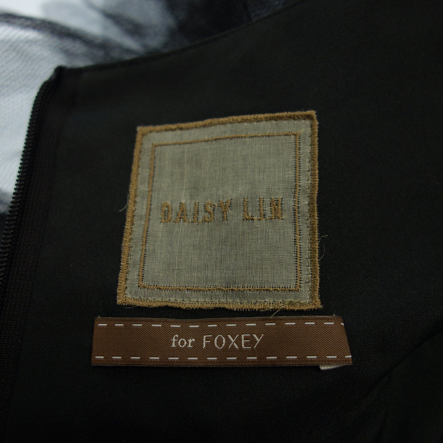 品相良好◆Foxy Daisy Lin 荷叶边裙子 32104 女式 38 黑色 DAISY LIN for FOXEY [AFB42] 