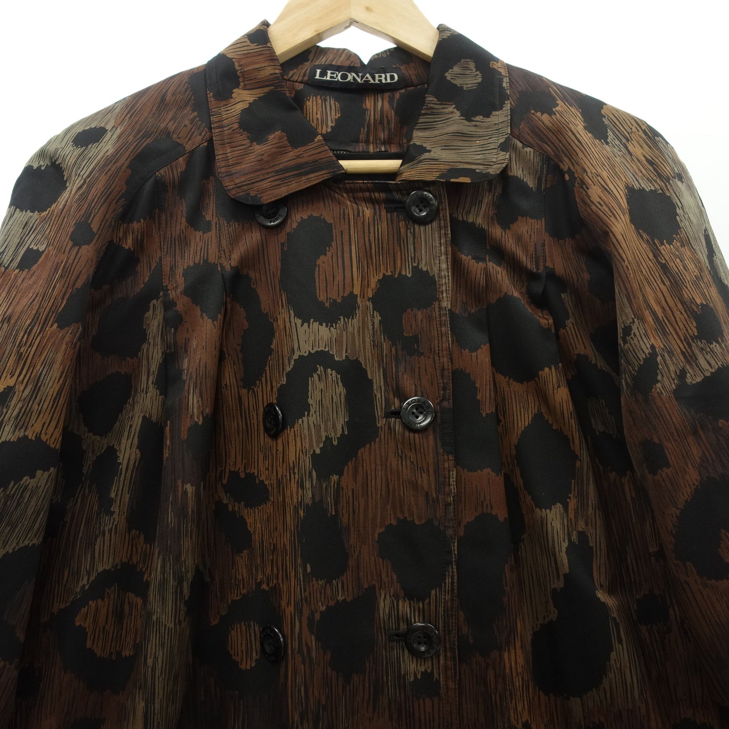 Good condition◆Leonard stainless steel collar coat leopard nylon with liner ladies brown 9AR LEONARD [AFA17] 