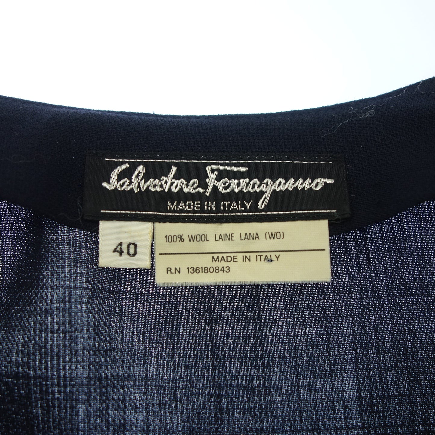 サルヴァトーレフェラガモ ワンピース ロングスリーブ ヴァラボタン レディース 40 黒 Salvatore Ferragamo【AFB12】【中古】