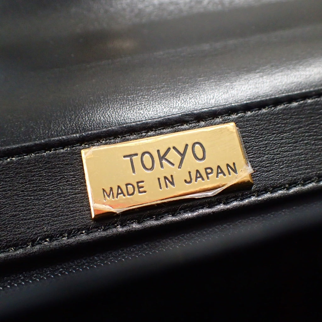 美品◇TOKYO MADE IN JAPAN ショルダーバッグ チェーン シャイニー