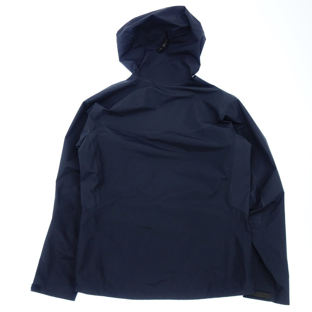 跟新品一样◆Arc'teryx Beta SL Hybrid 夹克外套 Gore-Tex 23705 男士海军蓝 L Beta SL Hybrid 夹克 TUI GORE-TEX ARC'TERYX [AFB37] 