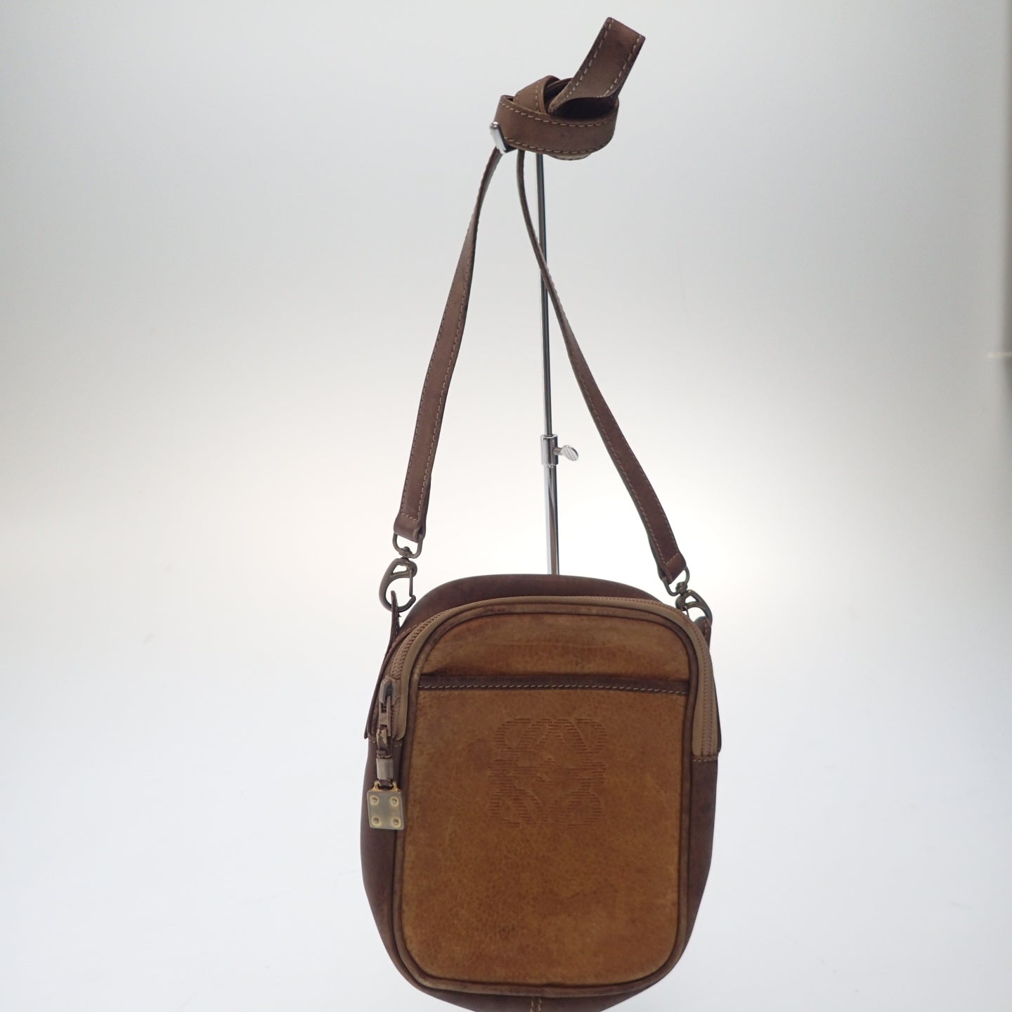 LOEWE Mini Shoulder Bag Anagram Brown LOEWE [AFE2] [Used] 