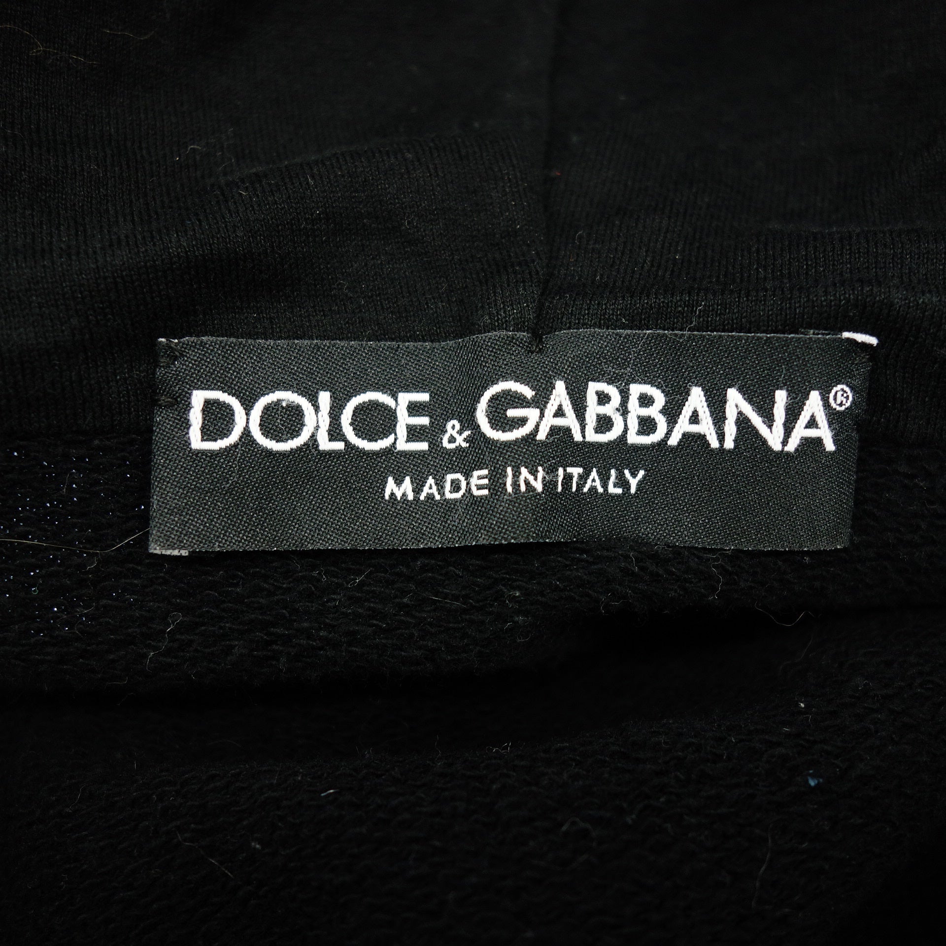 DOLCE&GABBANA ロゴプレート ジップアップ フーディ *BLACK ドルチェ&ガッバーナ ジップアップパーカー ロゴプレート