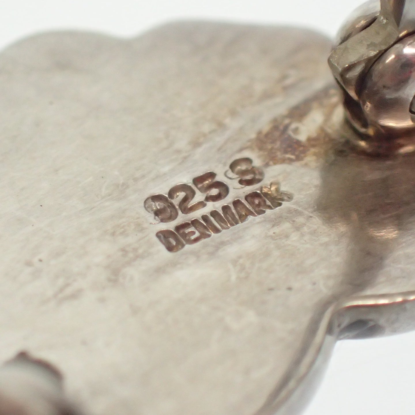 美品◇ジョージジェンセン ブローチ 217A ムーンライトグレープ