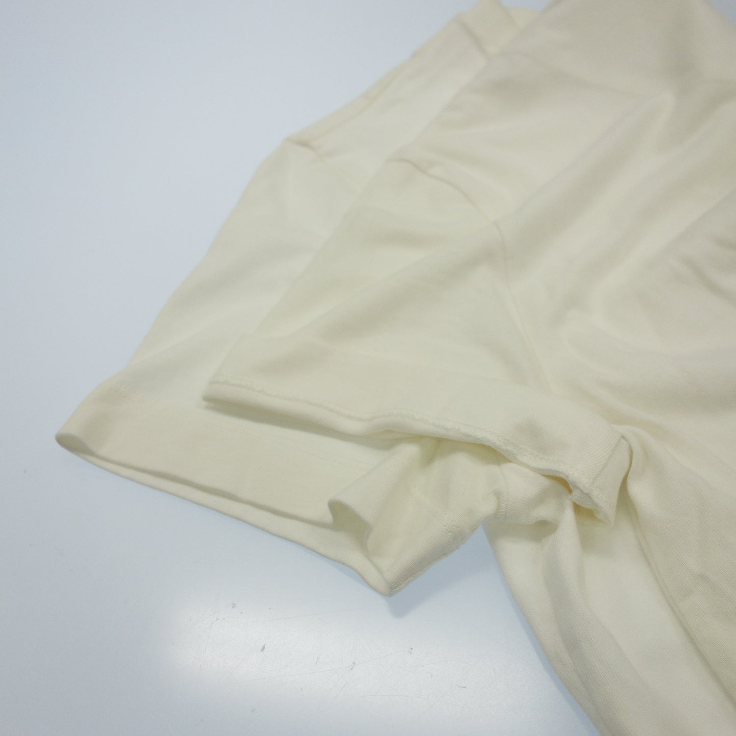 極美品◆モンクレール Tシャツ ポケット付 コットン 2019 メンズ サイズM ホワイト系 MONCLER MAGLIA【AFB3】